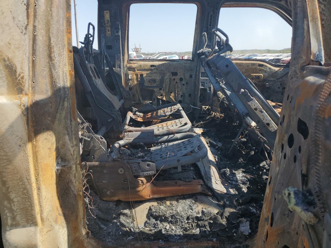 2016 Ford F250 VIN 1FT7W2BT4GEB40016 Copart auction photo, burn damage thumbnail 10