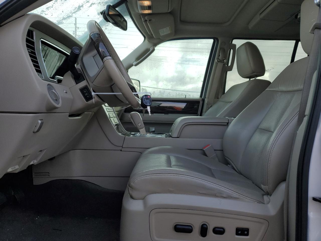 2010 Lincoln Navigator VIN 5LMJJ2J52AEJ11170 Copart auction photo, front end / side damage thumbnail 7