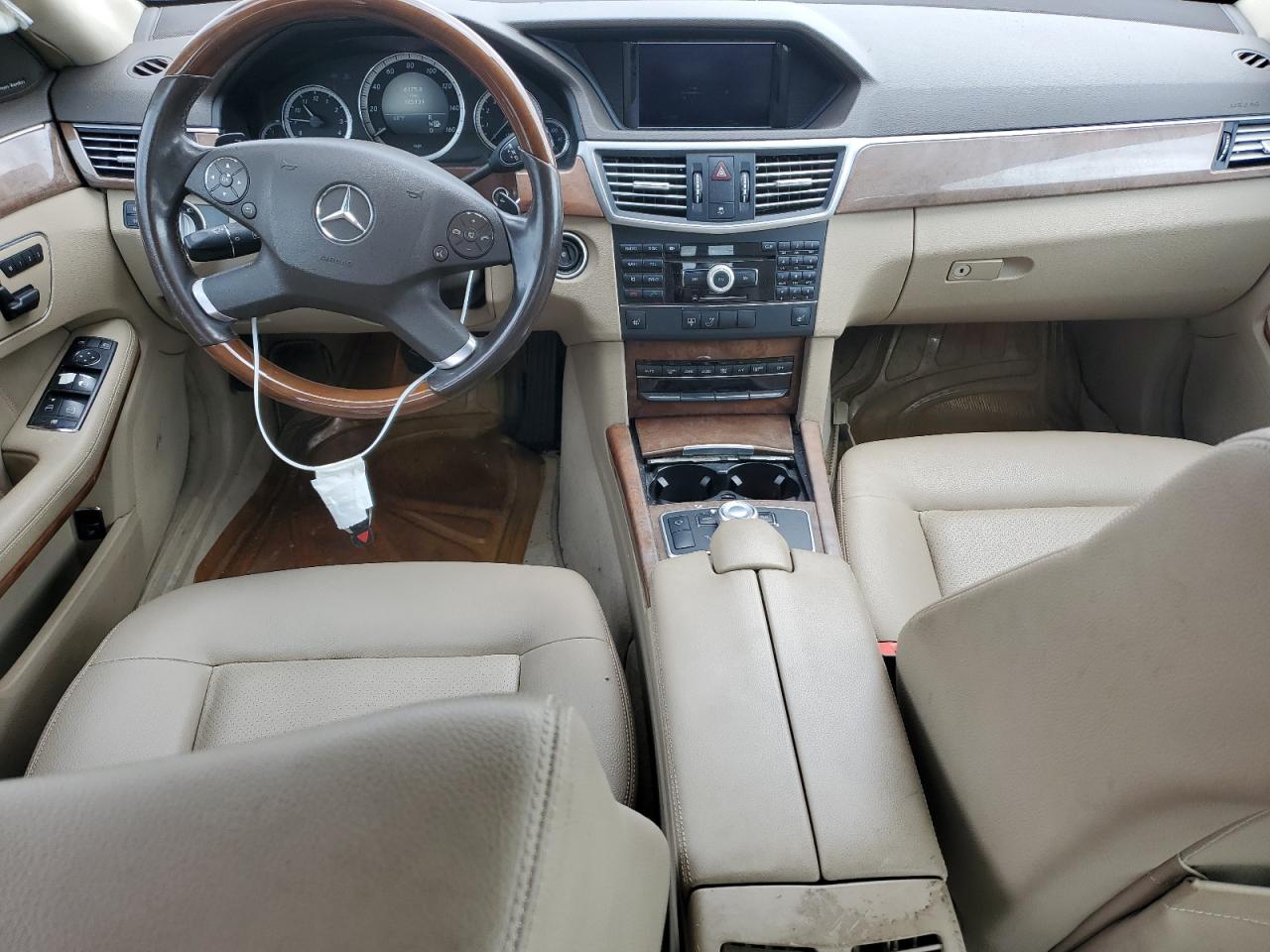 2010 Mercedes-Benz E-klasse VIN WDDHF5GB8AA216363 Copart auction photo, rear end / front end damage thumbnail 8