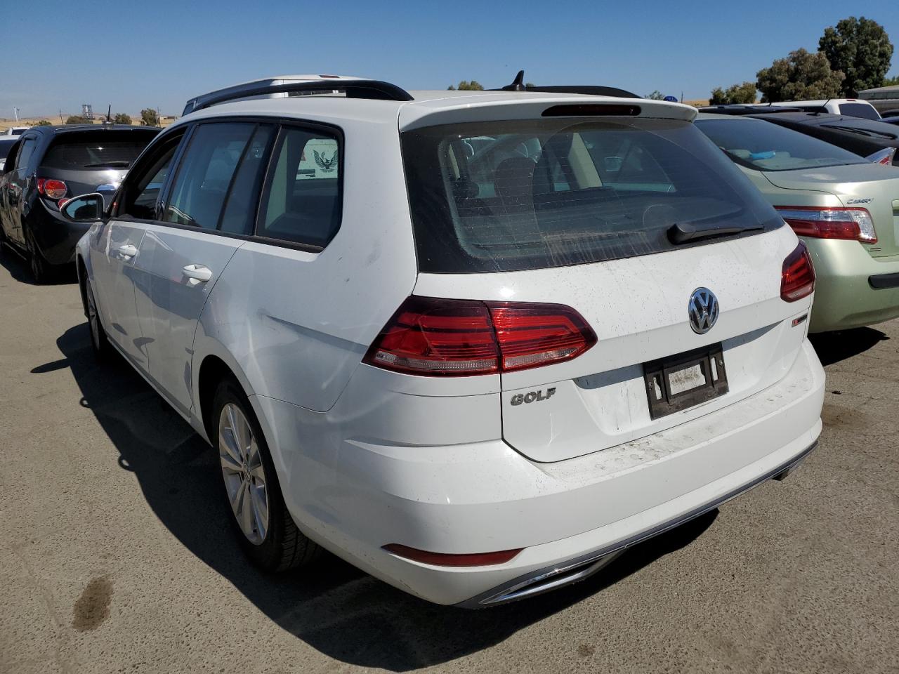2019 Volkswagen Golf VIN 3VW117AU6KM505369 Copart auction photo, all over damage thumbnail 2