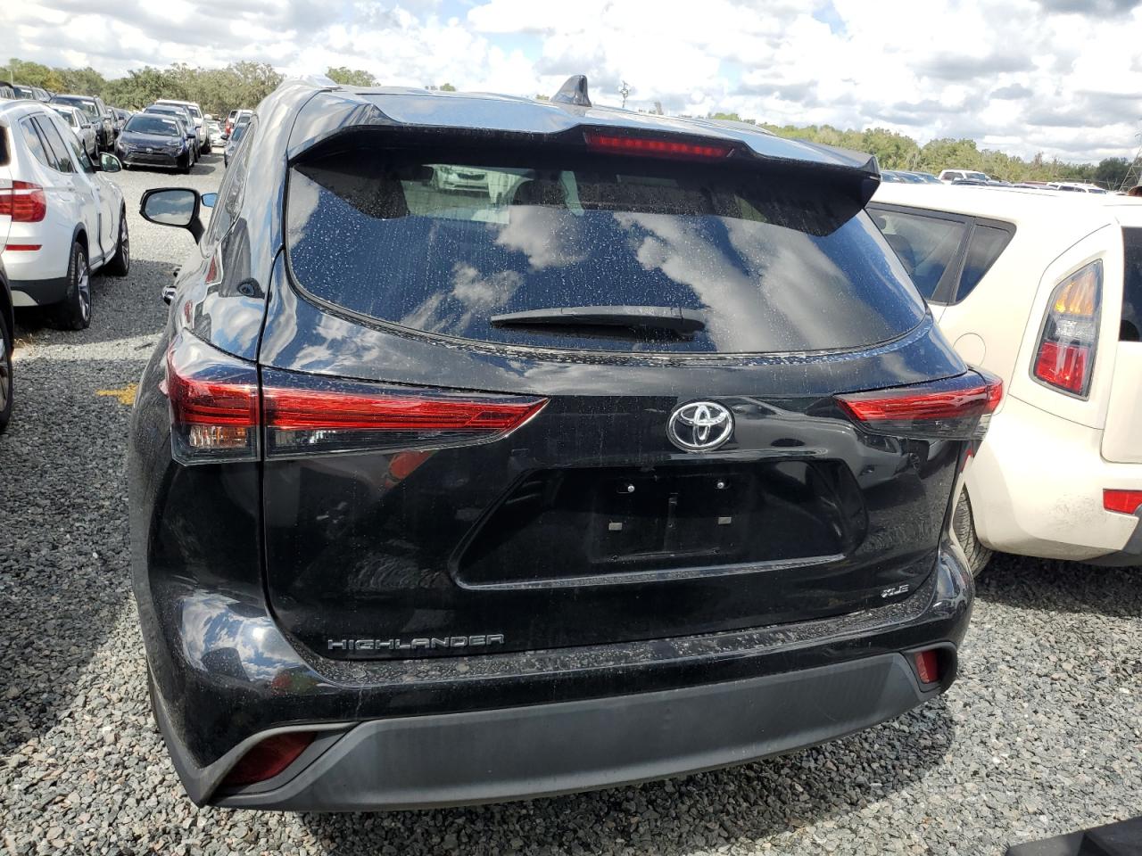 2022 Toyota Highlander VIN 5TDGZRAH7NS540396 Copart auction photo, water/flood damage thumbnail 6