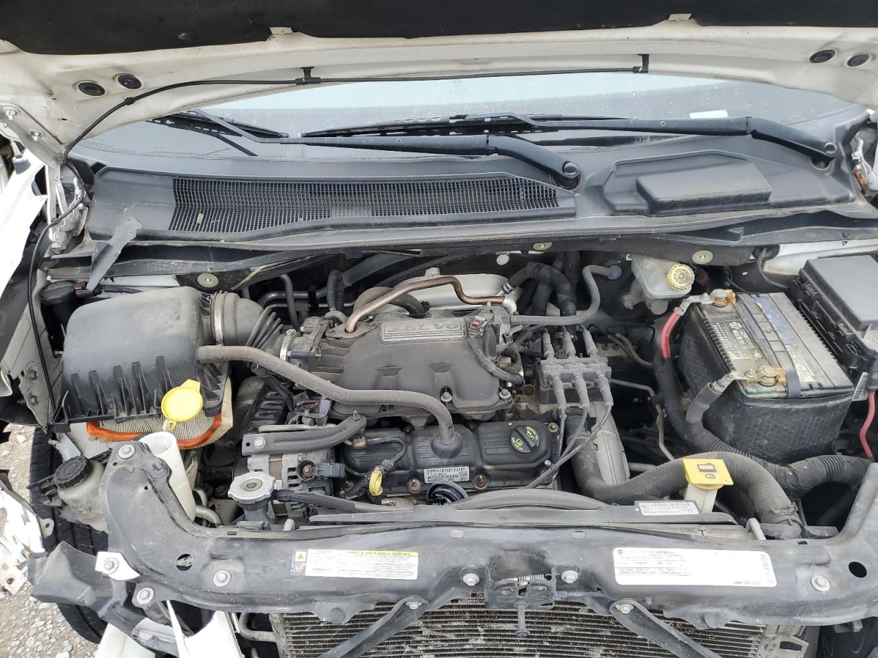 2010 Chrysler Town & Country VIN 2A4RR5D15AR304648 Copart auction photo, front end / side damage thumbnail 12