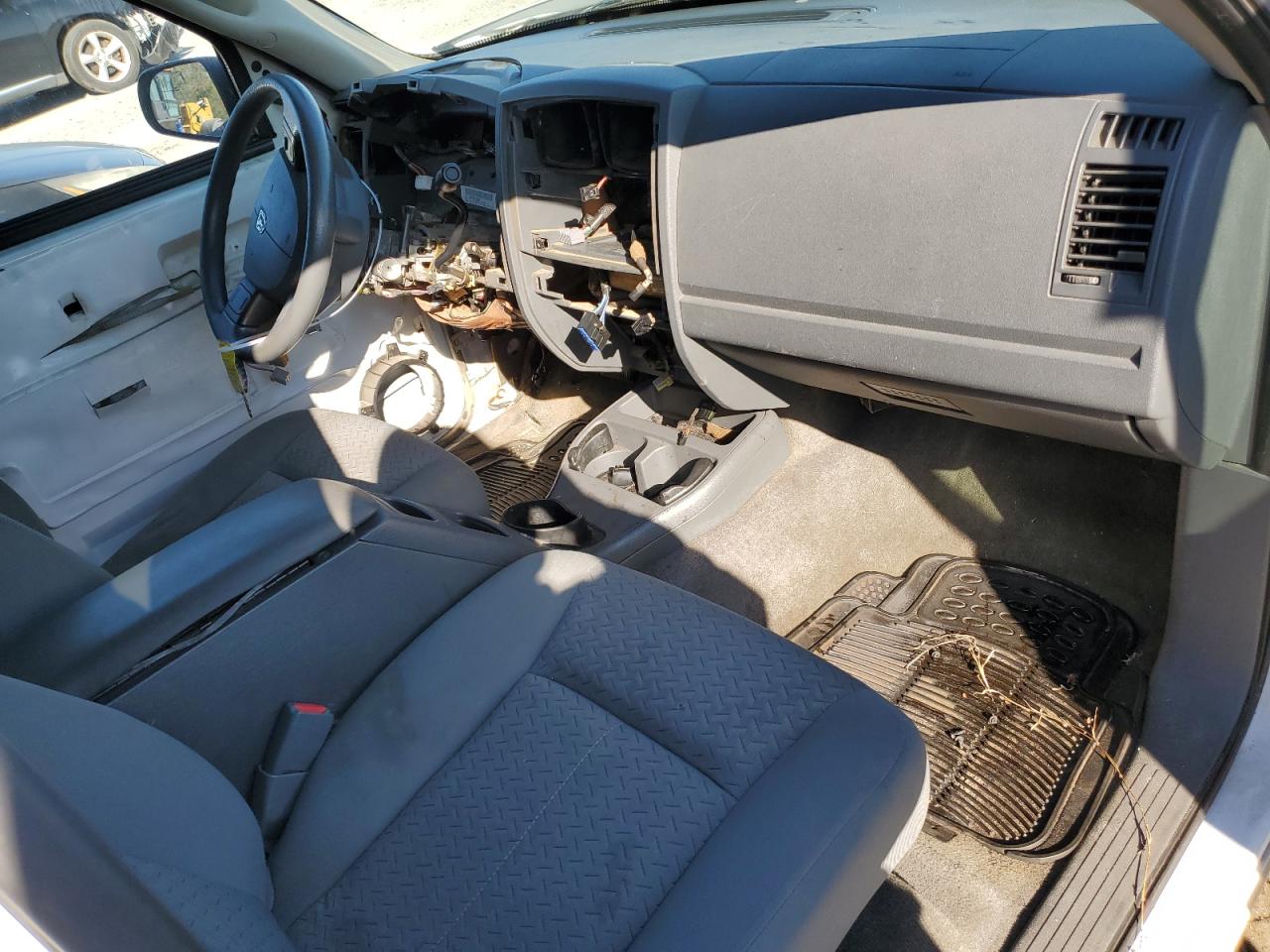 2007 Dodge Dakota VIN 1D7HW22K57S216328 Copart auction photo, front end damage thumbnail 8