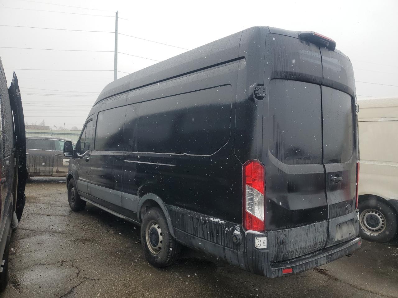 2020 Ford Transit VIN 1FTBR3X81LKA68621 Copart auction photo, rear end / side damage thumbnail 2