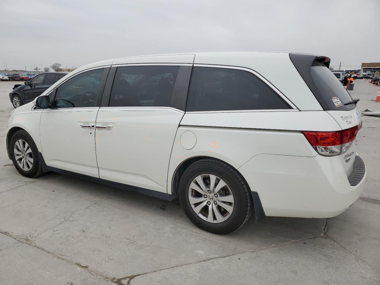 2015 Honda Odyssey VIN 5FNRL5H43FB034284 Copart auction photo, side / front end damage thumbnail 2