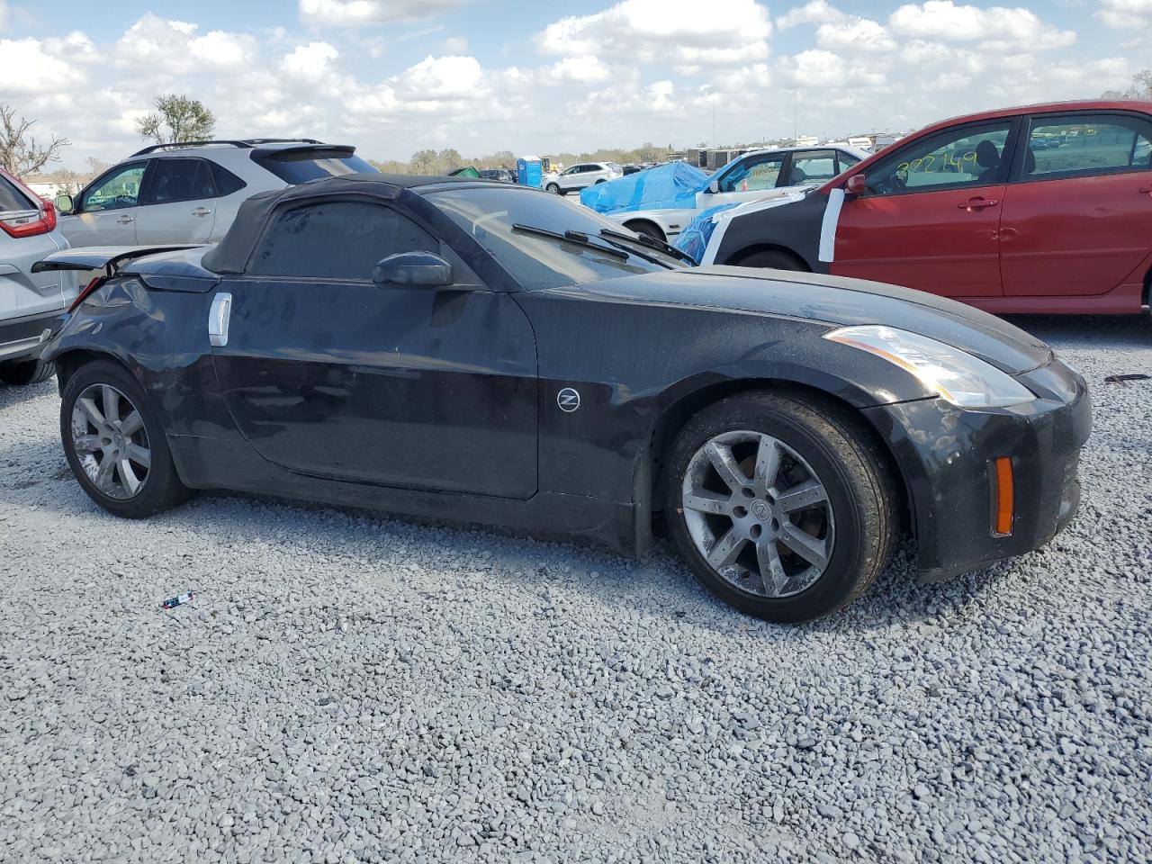 2004 Nissan 350Z VIN JN1AZ36A64T011345 Copart auction photo, rear end / side damage thumbnail 4