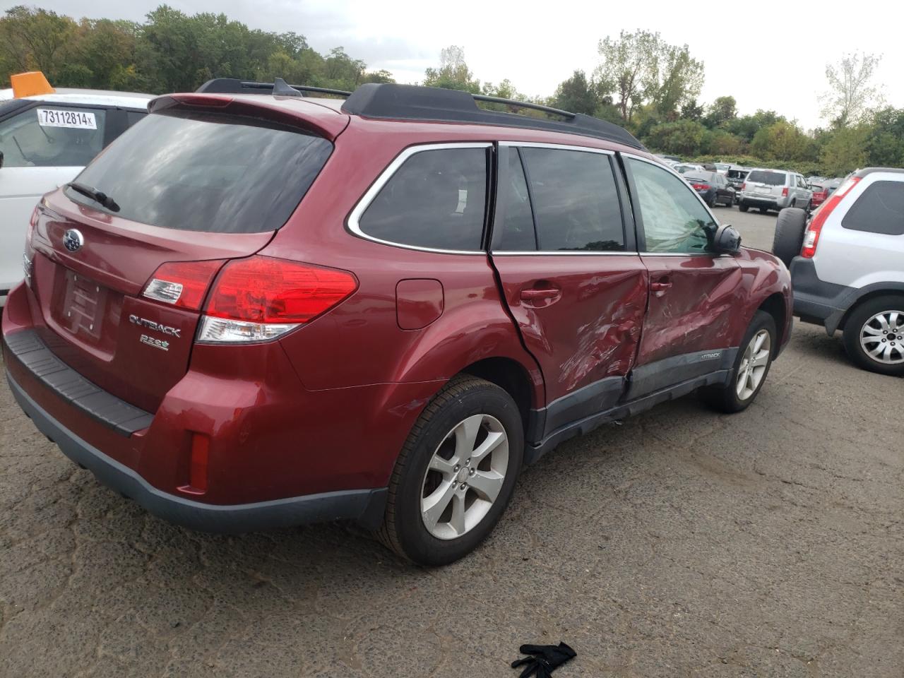 2014 Subaru Outback VIN 4S4BRBDC8E3318111 Copart auction photo, side / front end damage thumbnail 3