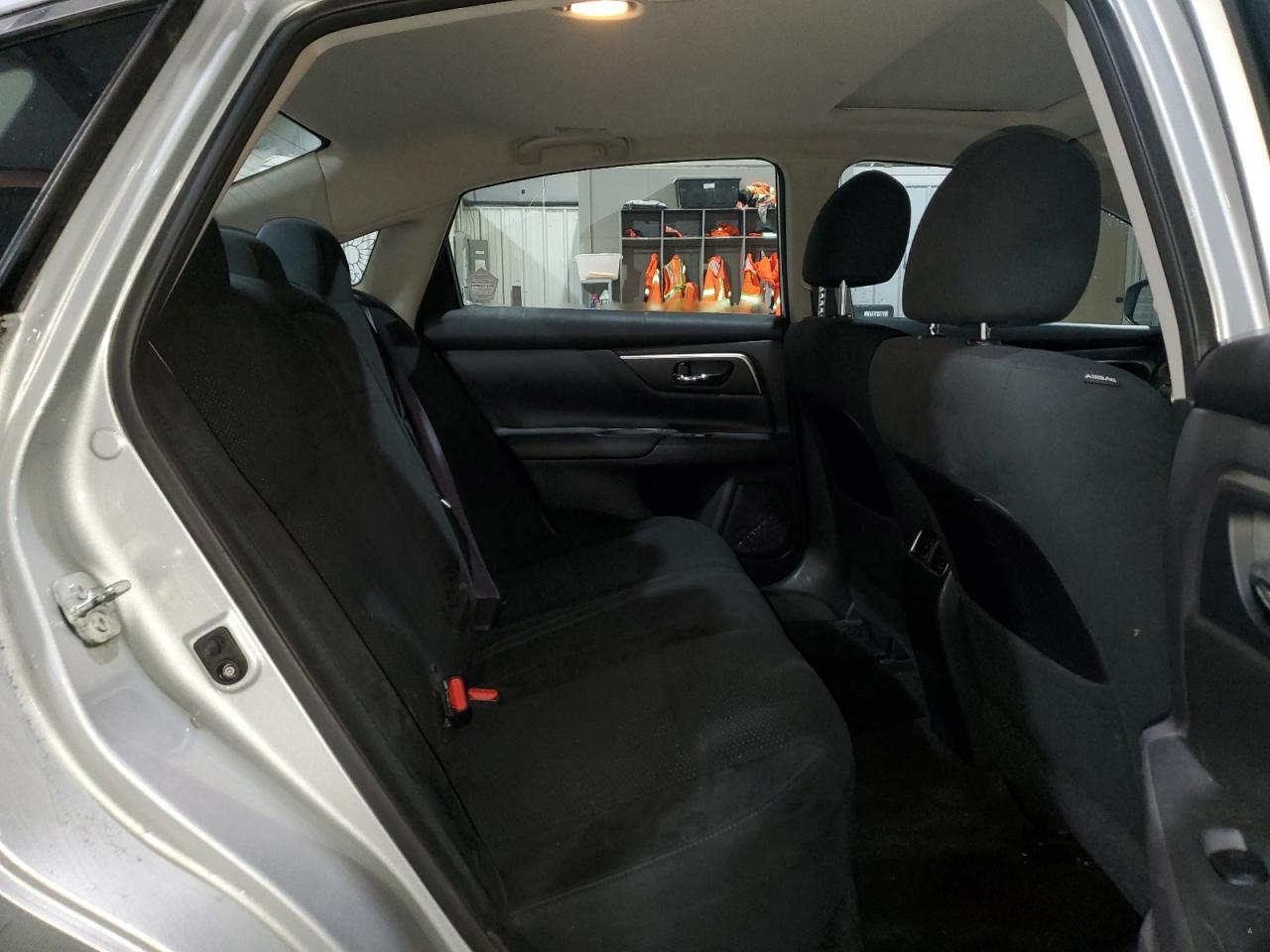 2015 Nissan Altima VIN 1N4AL3AP7FC487106 Copart auction photo, minor dent/scratches damage thumbnail 10