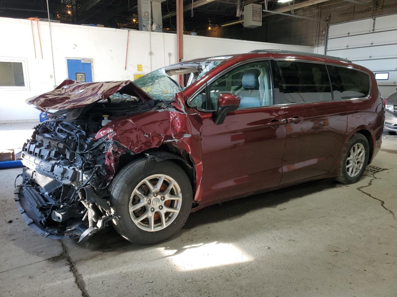 2020 Chrysler Voyager VIN 2C4RC1DG5LR256852