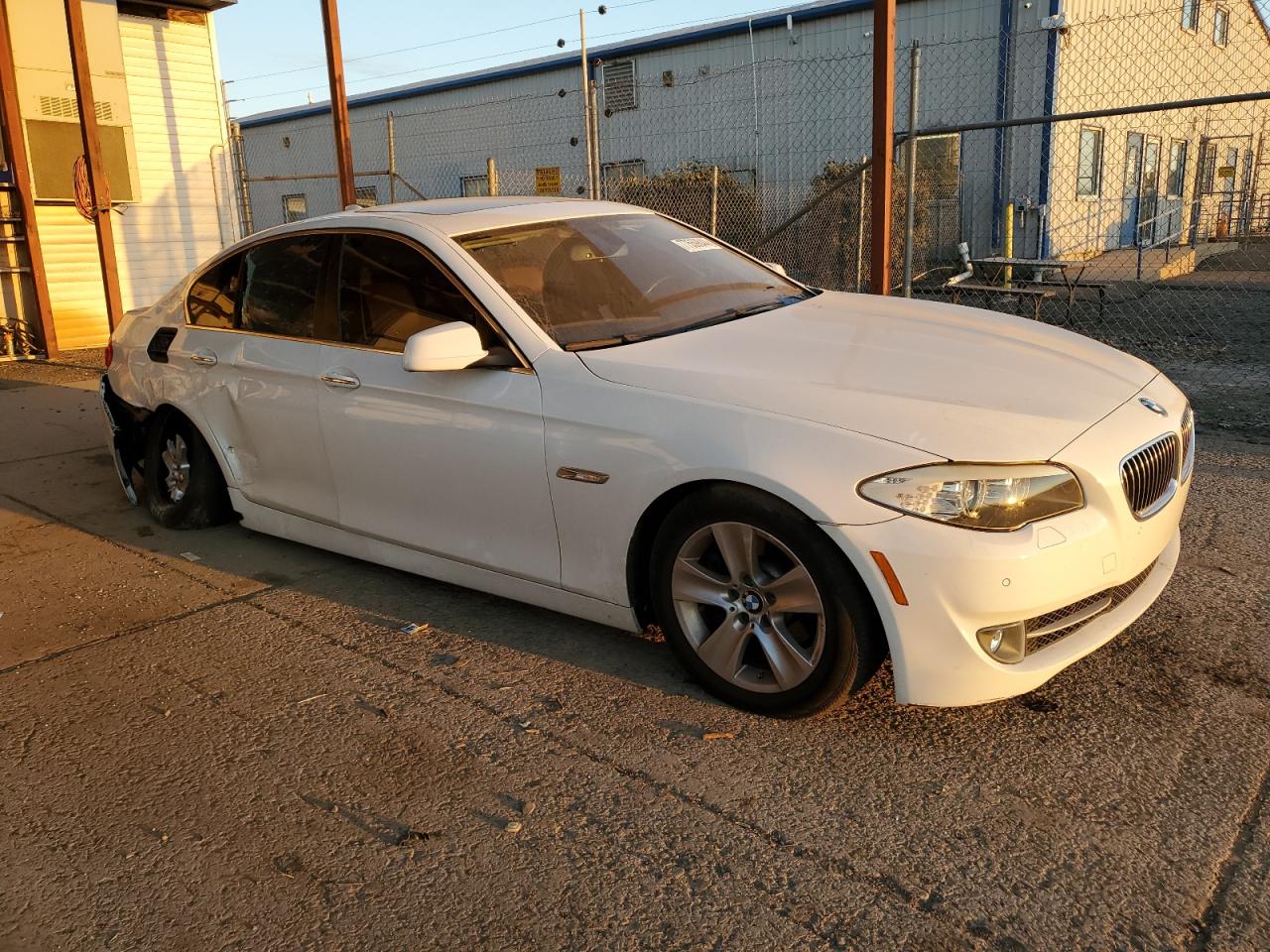 2013 BMW 5er VIN WBAXH5C54DD112646 Copart auction photo, side / rear end damage thumbnail 4