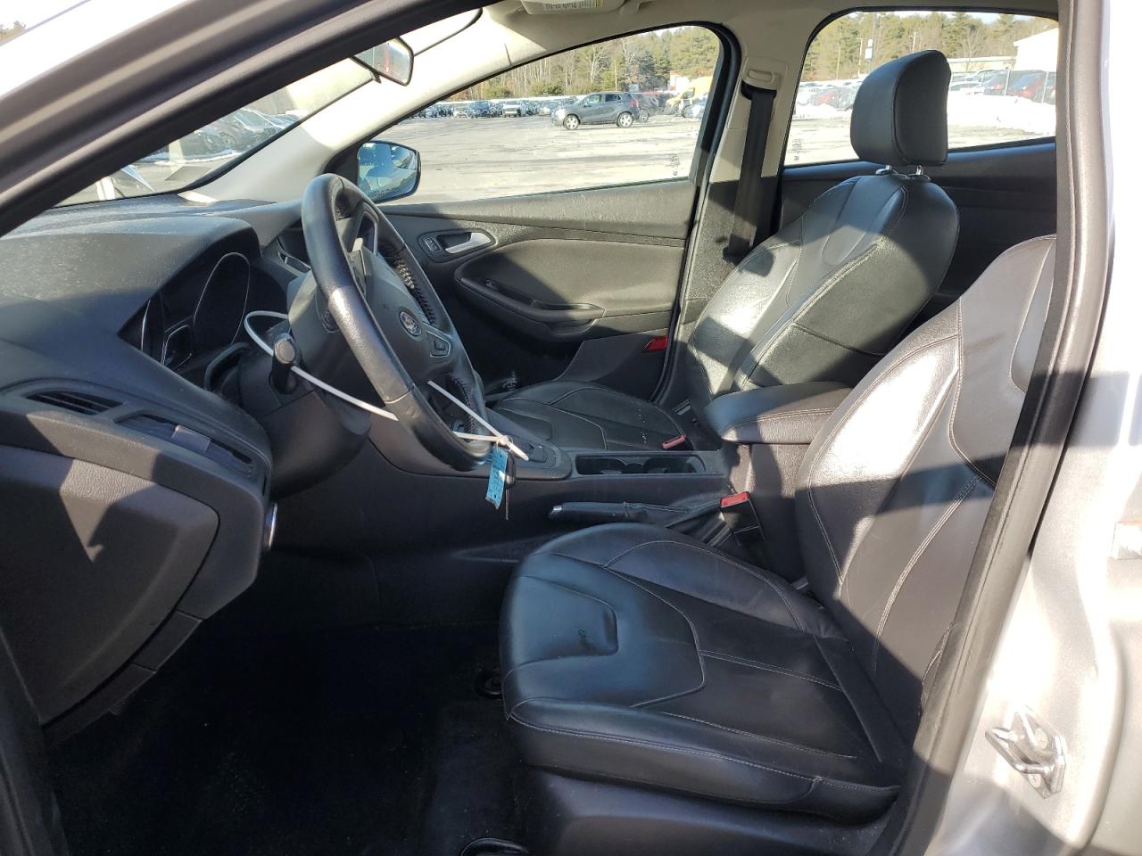 2015 Ford Focus VIN 1FADP3F21FL267233 Copart auction photo, front end / minor dent/scratches damage thumbnail 7