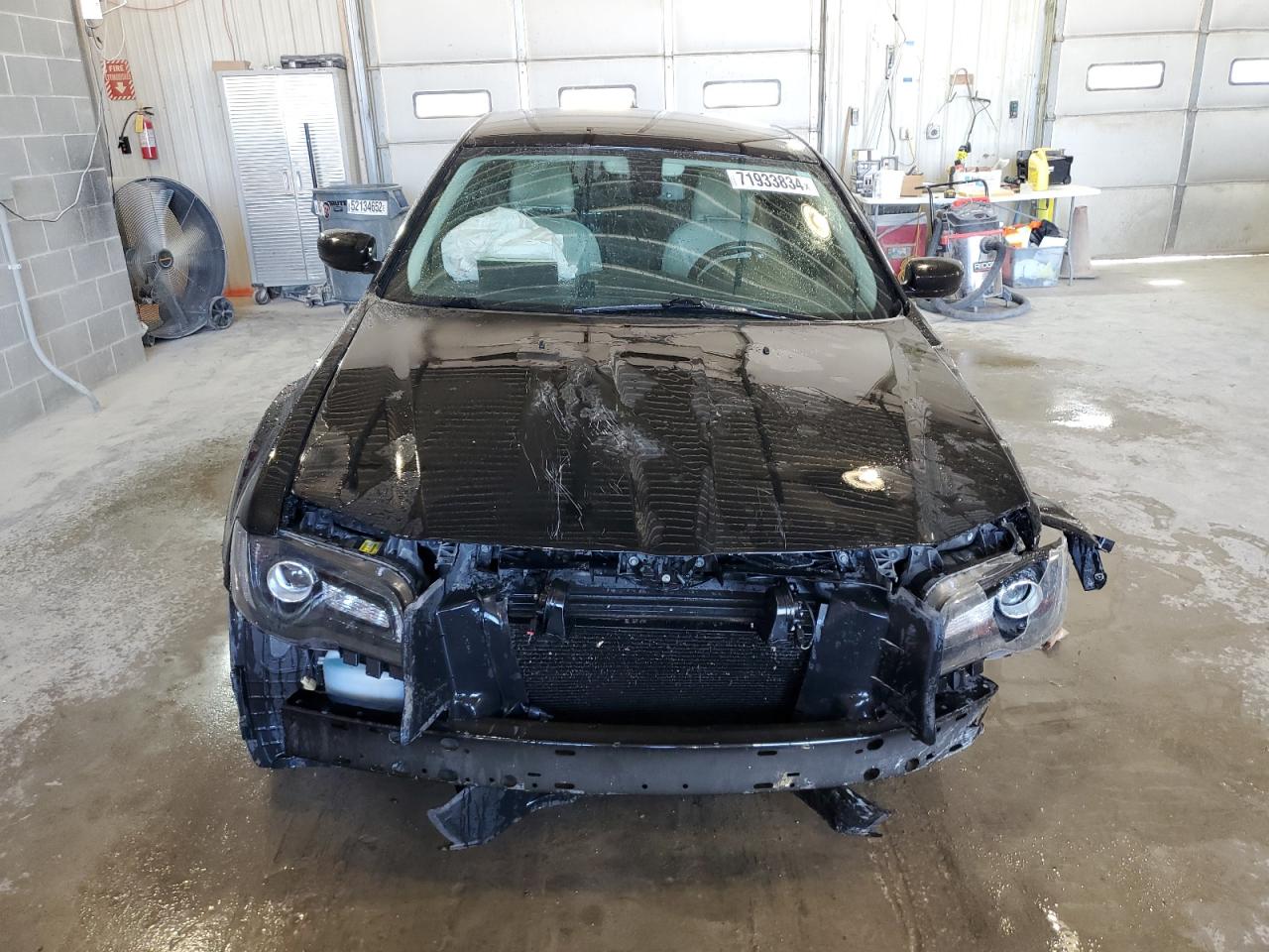 2019 Chrysler 300 VIN 2C3CCAAG4KH601646 Copart auction photo, front end / mechanical damage thumbnail 11