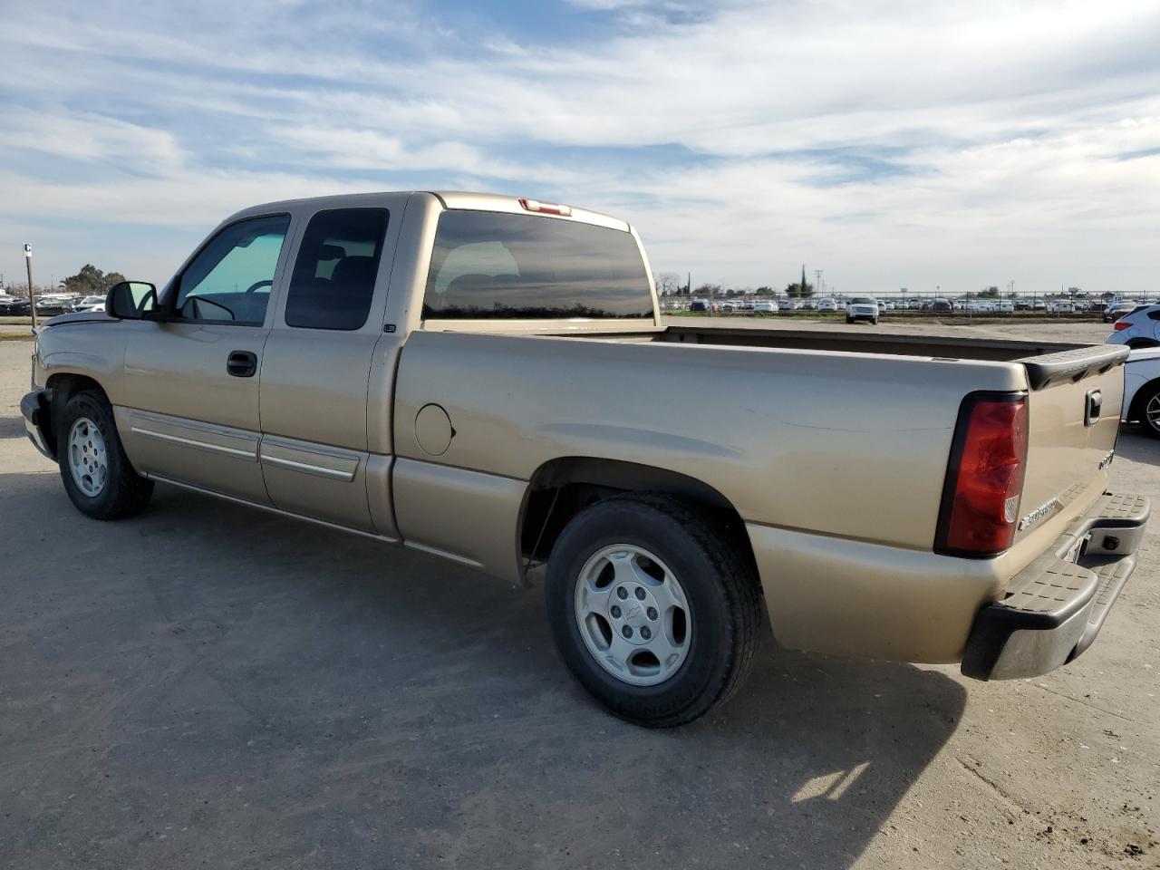 2004 Chevrolet Silverado VIN 2GCEC19V241179511 Copart auction photo, front end damage thumbnail 2