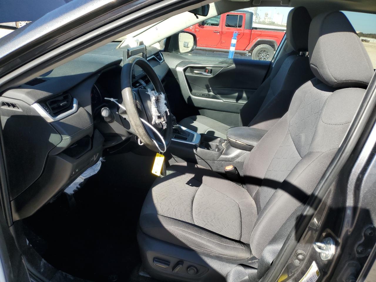 2021 Toyota RAV 4 VIN 2T3W1RFV3MC097096 Copart auction photo, front end / side damage thumbnail 7