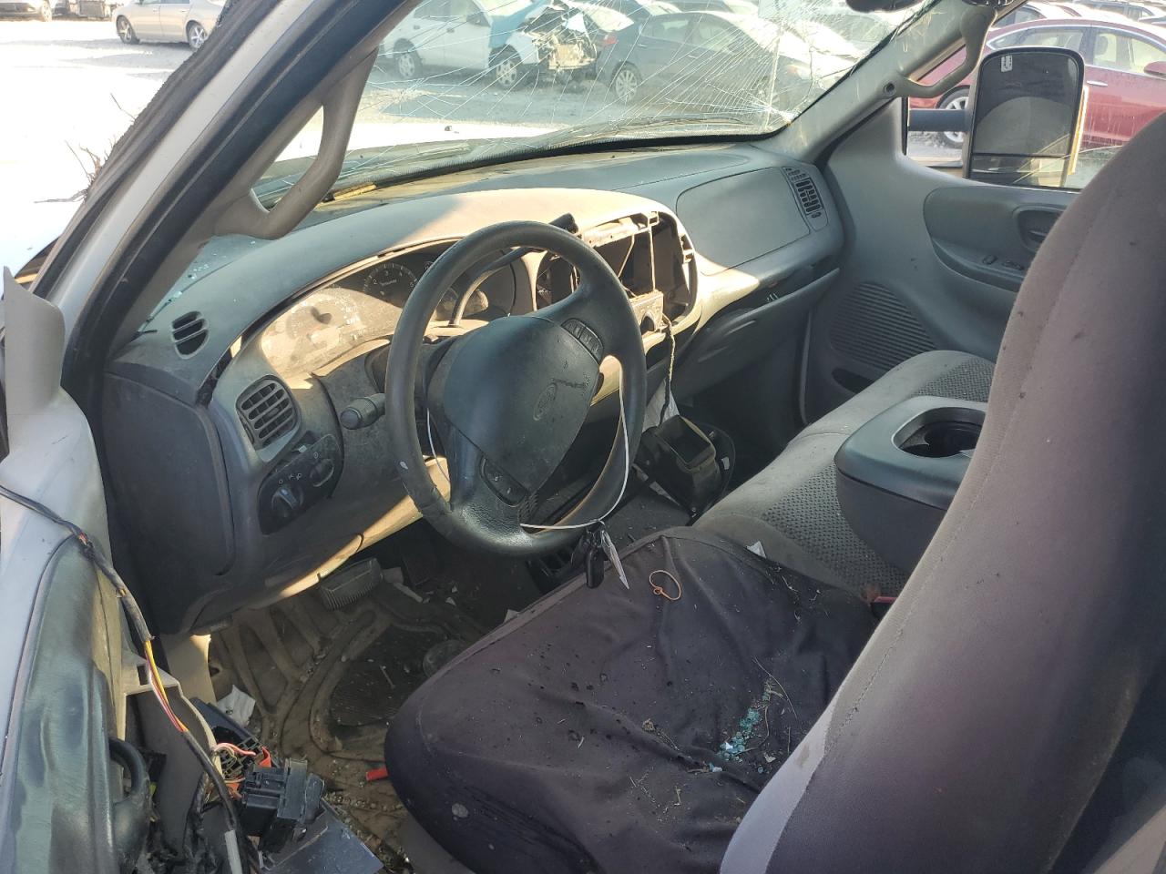 2000 Ford F-150 VIN 1FTZX172XYNB23013 Copart auction photo, all over damage thumbnail 8