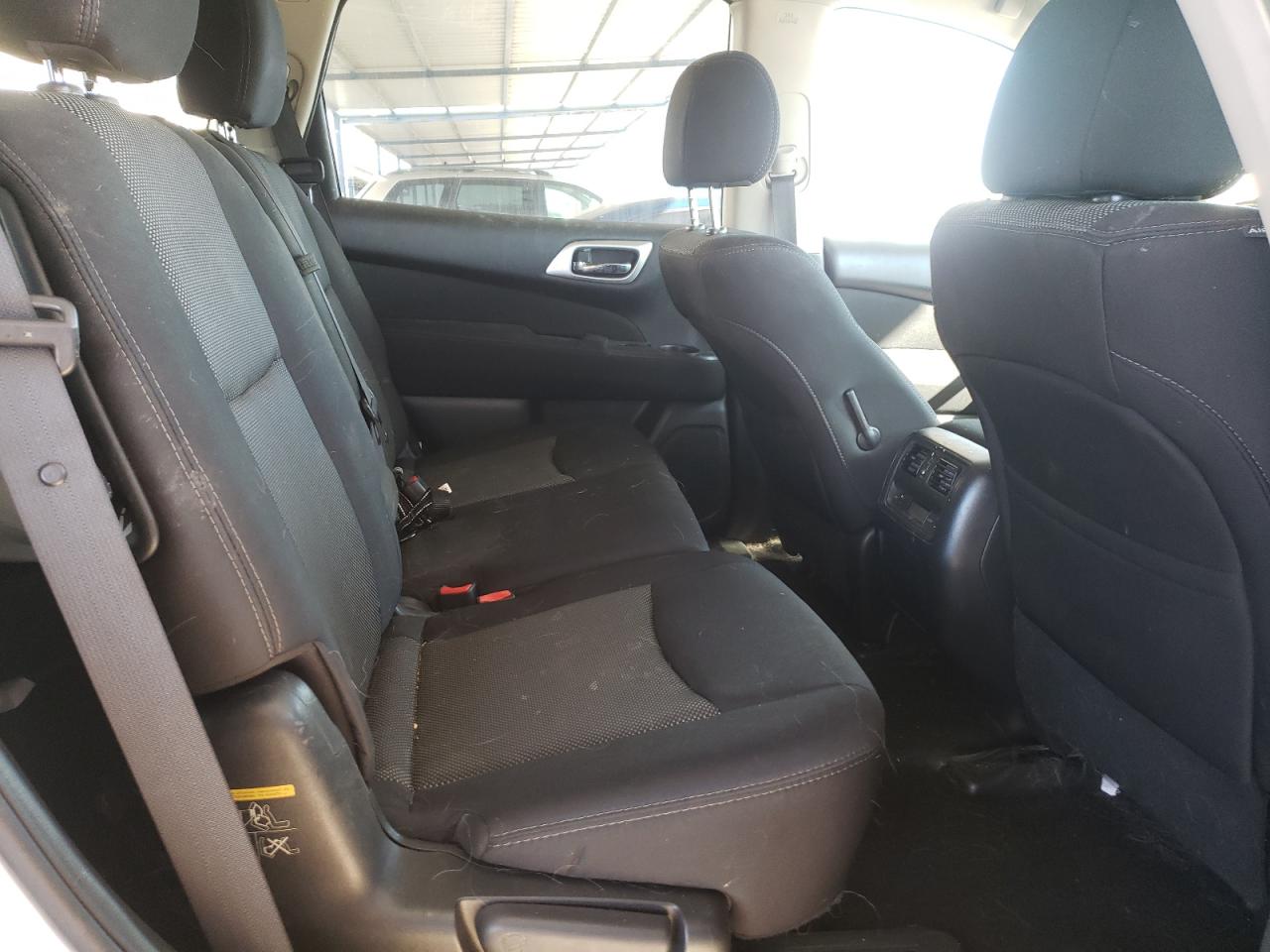 2017 Nissan Pathfinder VIN 5N1DR2MMXHC614480 Copart auction photo, rear end damage thumbnail 11
