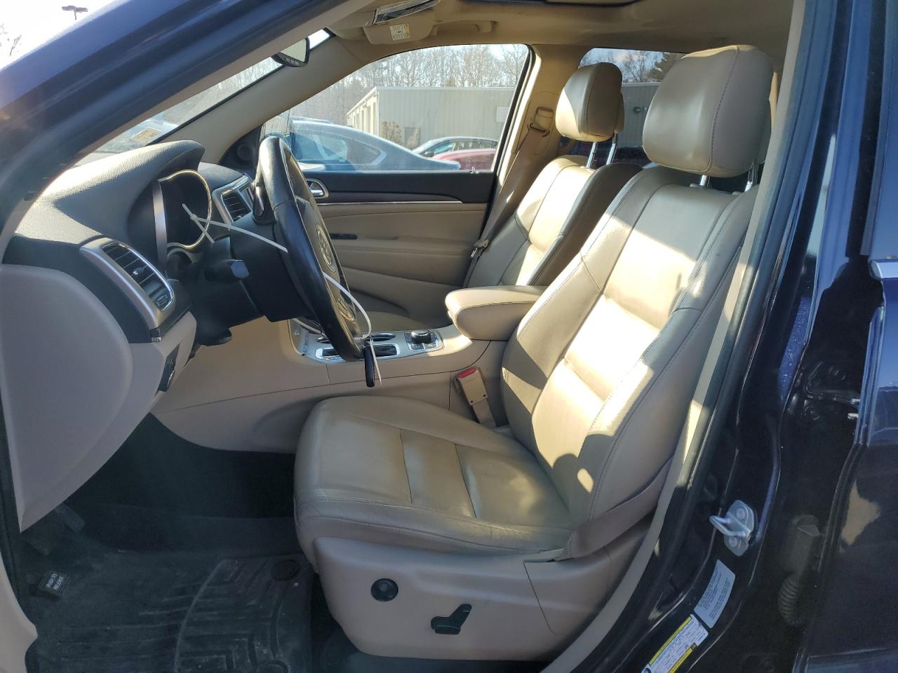 2017 Jeep Grand Cherokee VIN 1C4RJFBGXHC862718 Copart auction photo, undercarriage / side damage thumbnail 7