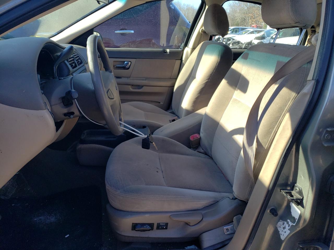 2002 Ford Taurus VIN 1FAHP58S82A105230 Copart auction photo, front end / minor dent/scratches damage thumbnail 7