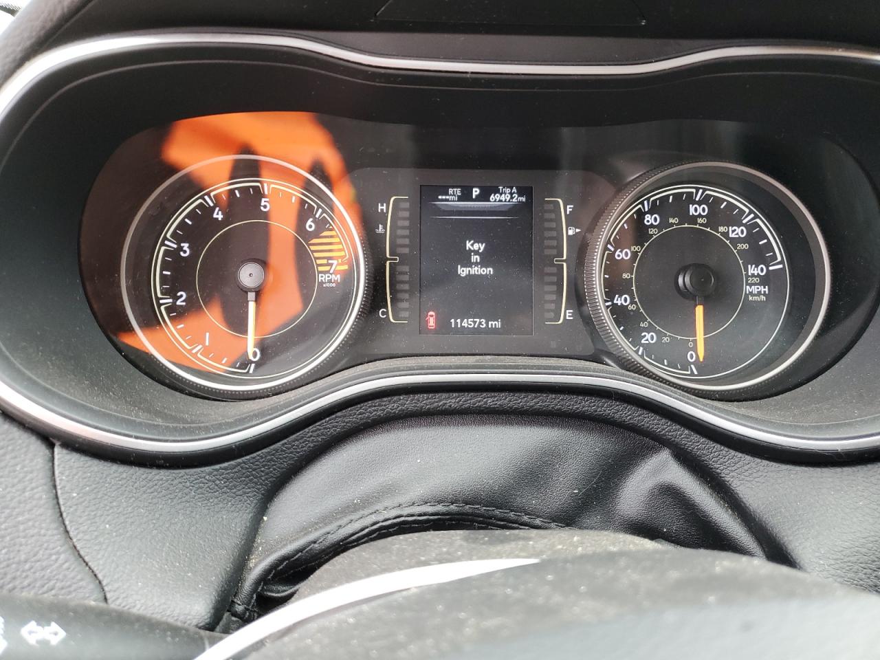 2019 Jeep Grand Cherokee VIN 1C4PJMCB4KD377779 Copart auction photo, burn - interior / rear end damage thumbnail 9