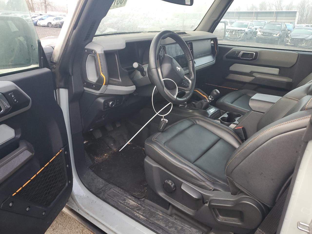 2021 Ford Bronco VIN 1FMDE5CH2MLA68172 Copart auction photo, vandalism / burn damage thumbnail 8