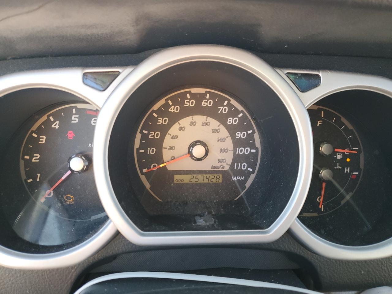 2005 Toyota 4Runner VIN JTEZU14R358035615 Copart auction photo, front end / minor dent/scratches damage thumbnail 9