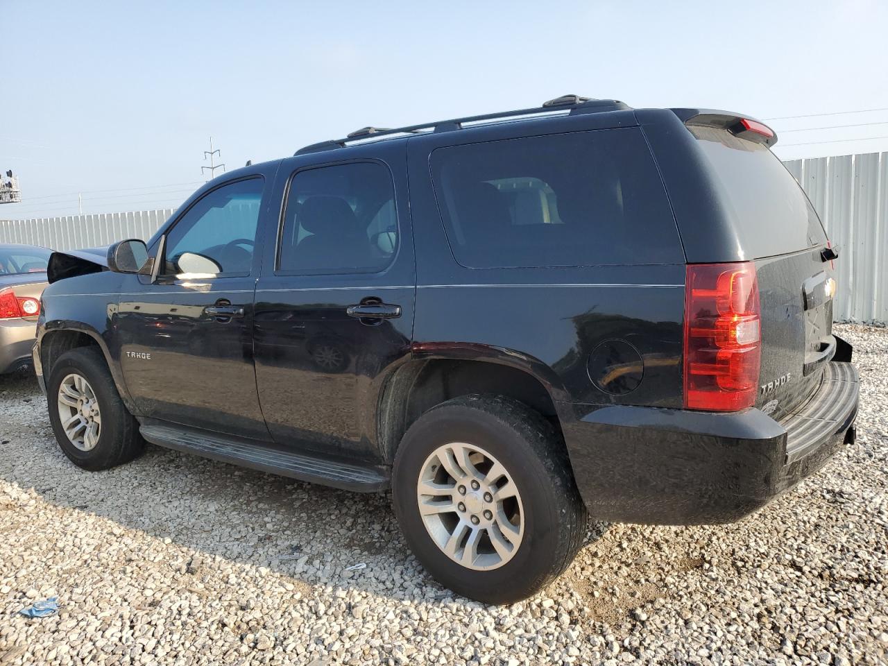 2013 Chevrolet Tahoe VIN 1GNSKAE00DR200886 Copart auction photo, front end / minor dent/scratches damage thumbnail 2