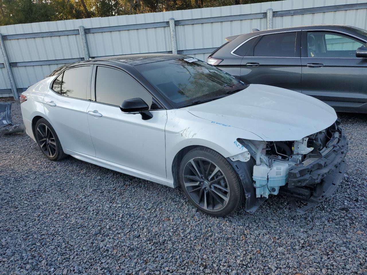 2018 Toyota Camry VIN 4T1BZ1HK8JU019489 Copart auction photo, front end damage thumbnail 4
