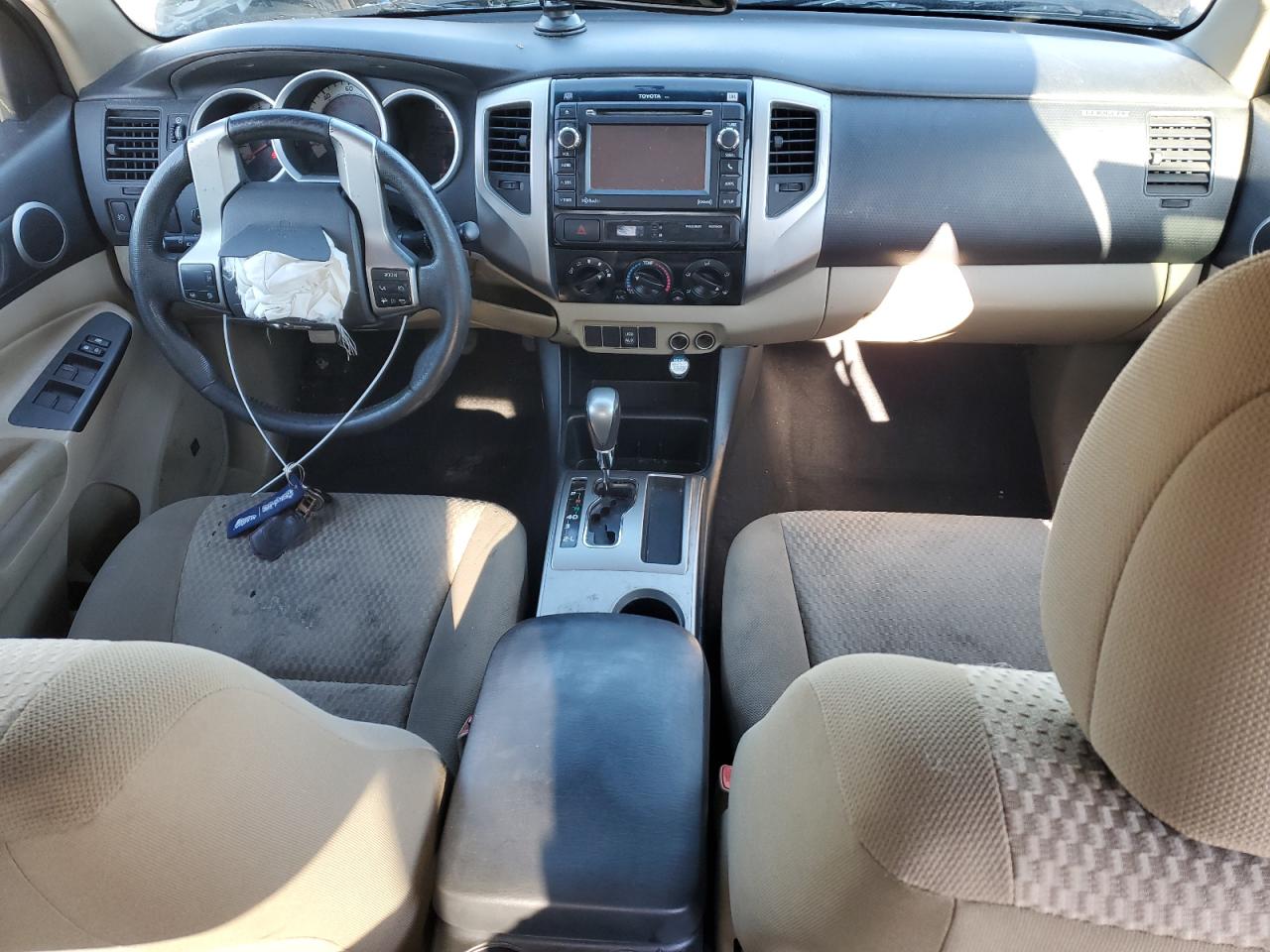 2012 Toyota Tacoma VIN 3TMJU4GN3CM128459 Copart auction photo, front end damage thumbnail 8