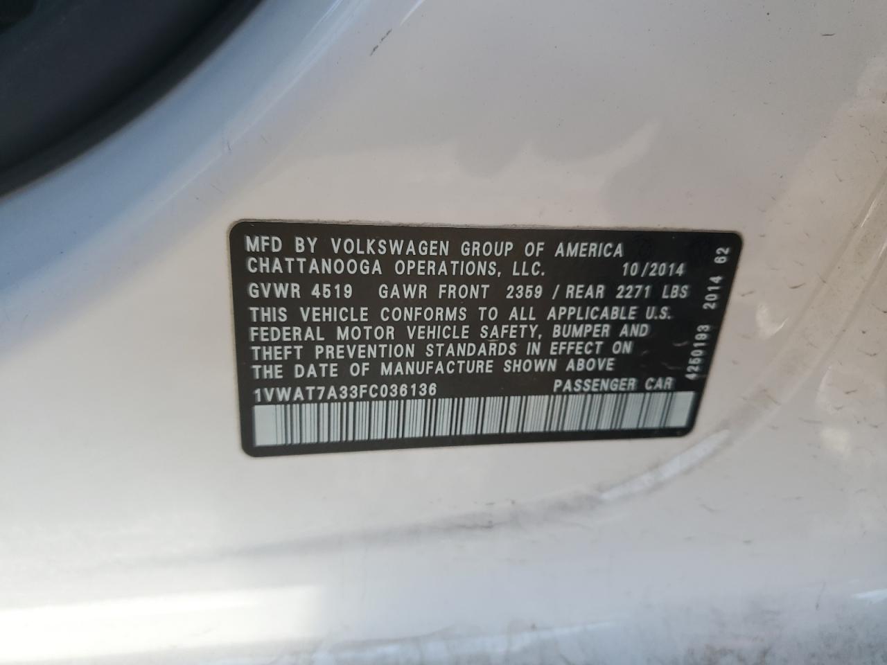 2015 Volkswagen Passat VIN 1VWAT7A33FC036136 Copart auction photo, front end damage thumbnail 12