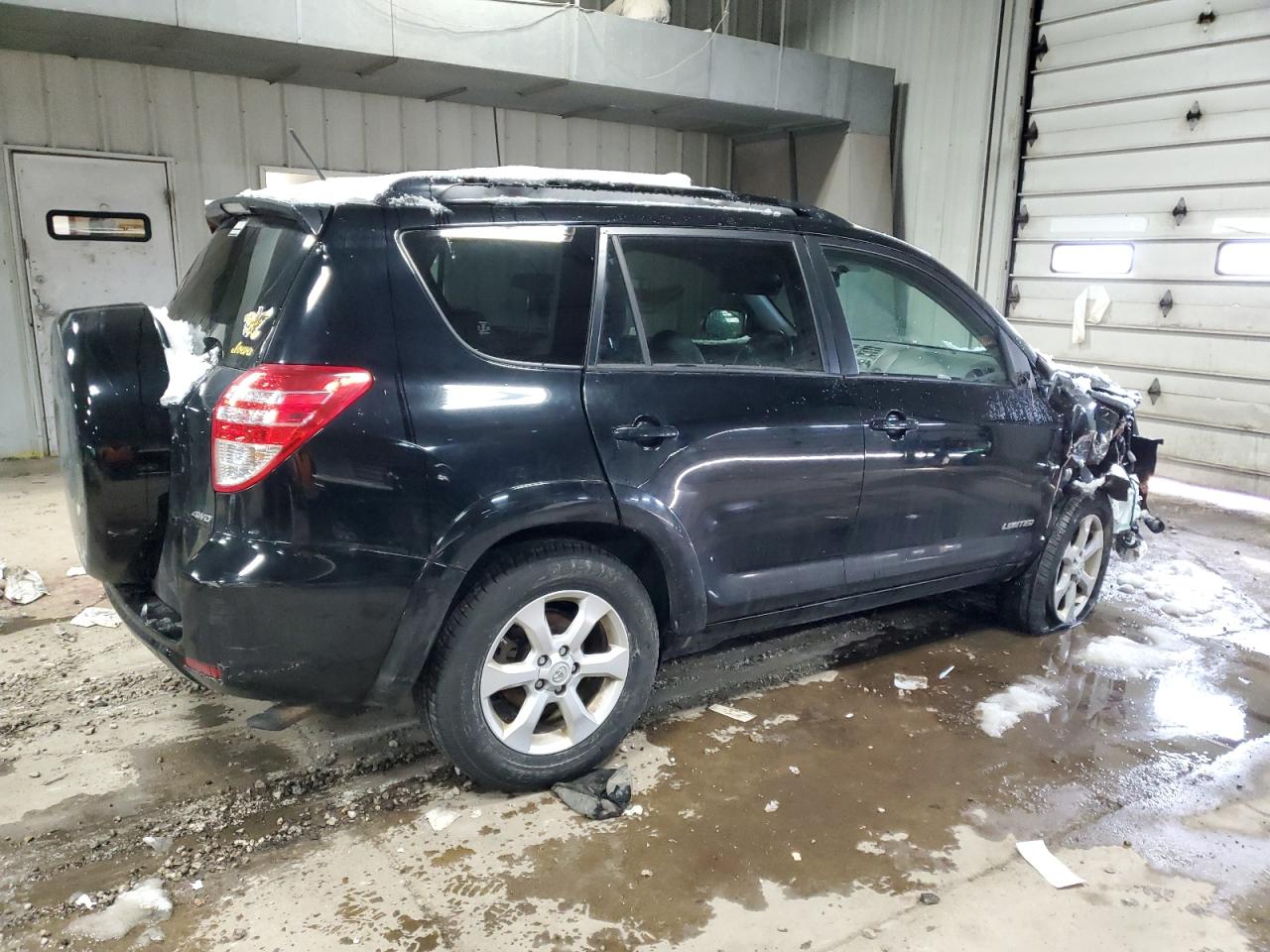 2011 Toyota RAV 4 VIN JTMDF4DV3BD042316 Copart auction photo, front end damage thumbnail 3