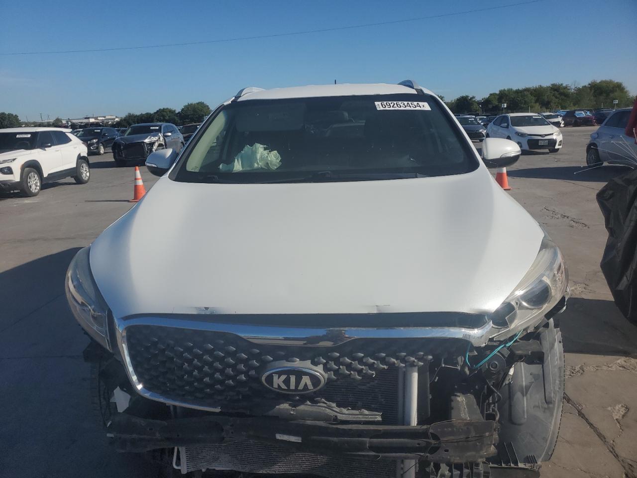 2018 KIA Sorento VIN 5XYPG4A57JG388433 Copart auction photo, front end damage thumbnail 5