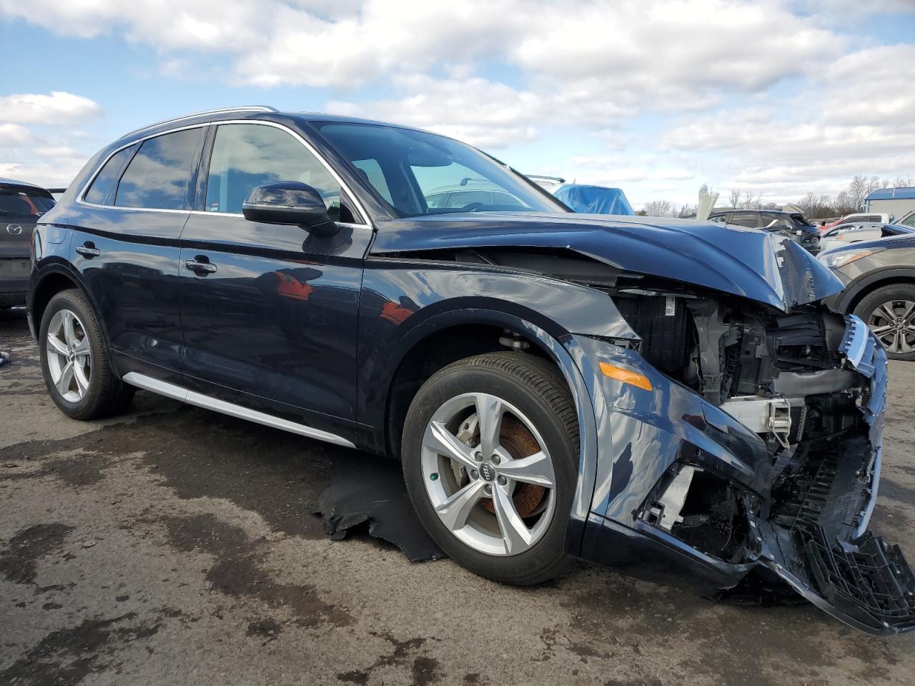 2020 Audi Q5 VIN WA1BNAFY5L2056130 Copart auction photo, front end damage thumbnail 4