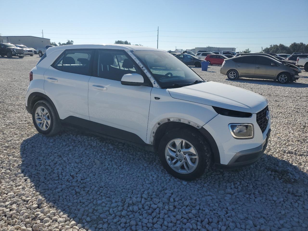 2022 Hyundai Venue VIN KMHRB8A31NU134844 Copart auction photo, minor dent/scratches damage thumbnail 4