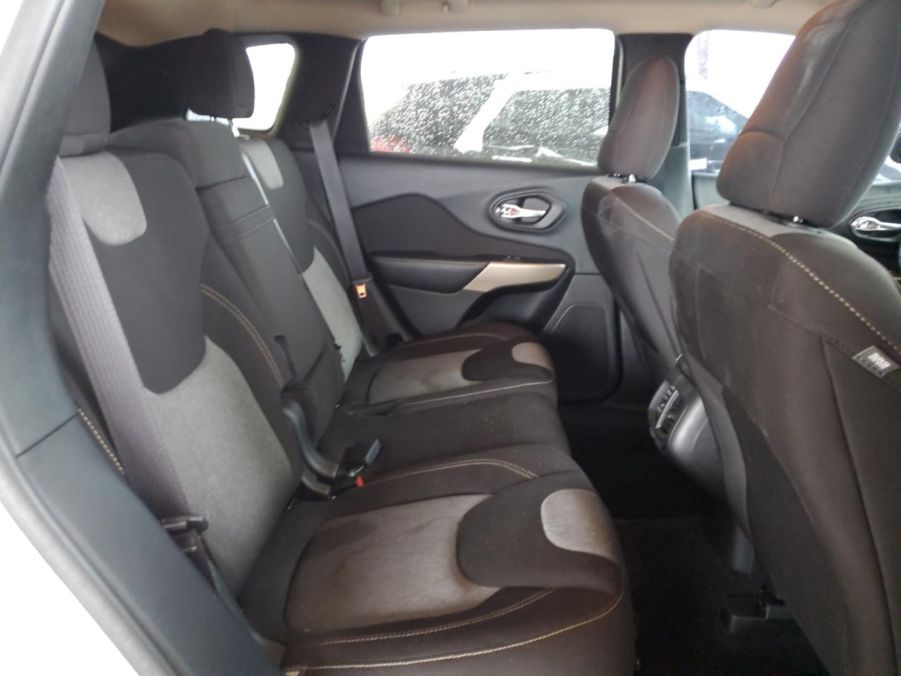 2017 Jeep Grand Cherokee VIN 1C4PJLAB3HW661107 Copart auction photo, front end damage thumbnail 11