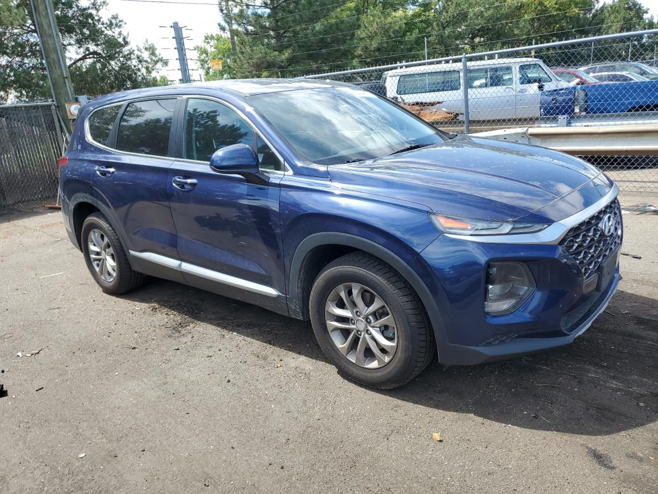 2019 Hyundai Santa Fe VIN 5NMS2CAD0KH117084 Copart auction photo, all over damage thumbnail 4