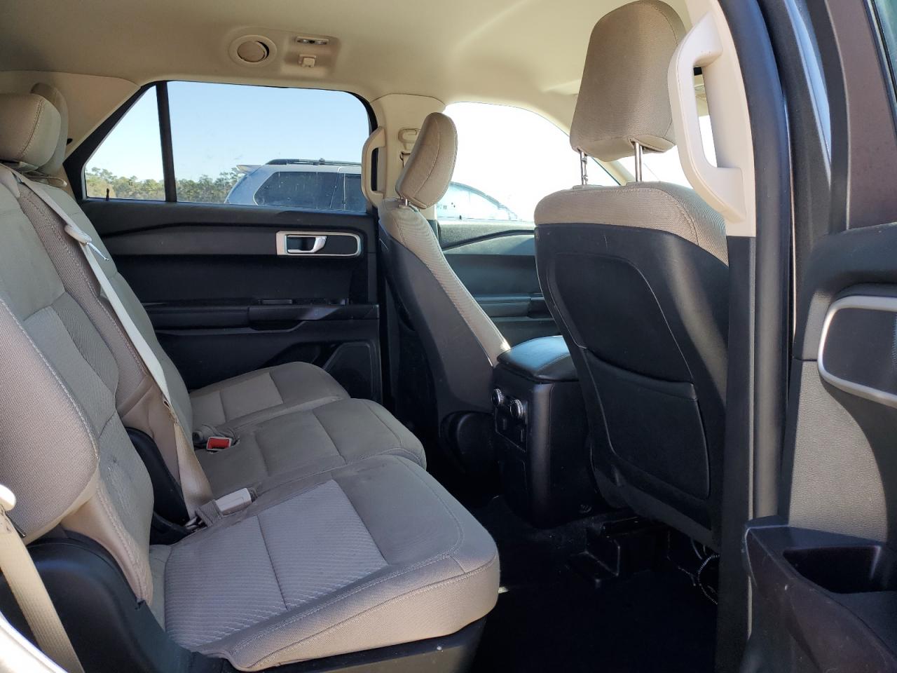 2020 Ford Explorer VIN 1FMSK8BH9LGB55268 Copart auction photo, rear end / side damage thumbnail 11