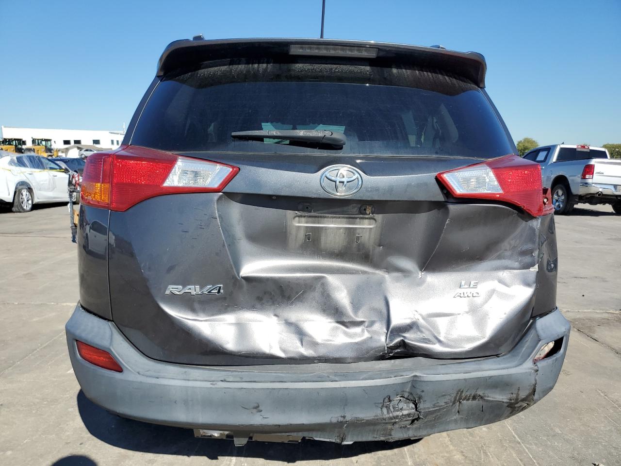 2015 Toyota RAV 4 VIN 2T3BFREV2FW284090 Copart auction photo, front end / rear end damage thumbnail 6