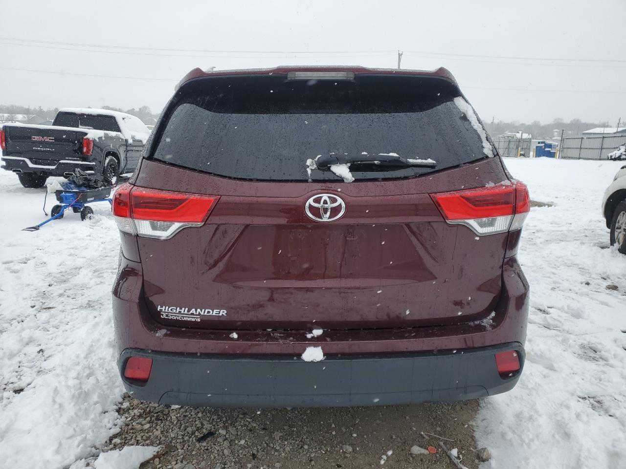 2019 Toyota Highlander VIN 5TDZARFH8KS055494 Copart auction photo, front end / rear end damage thumbnail 6