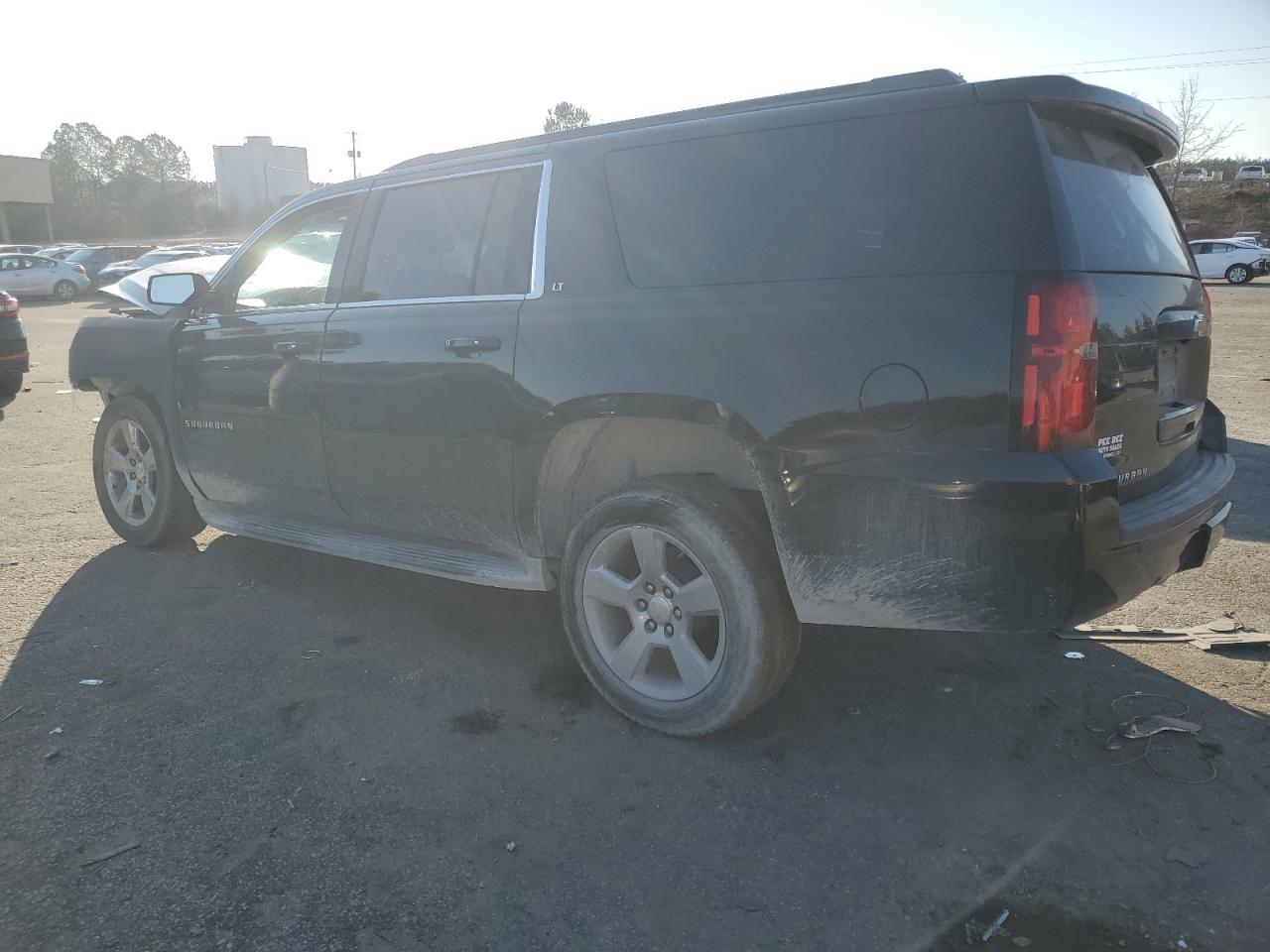 2016 Chevrolet Suburban VIN 1GNSKHKC7GR462691 Copart auction photo, front end damage thumbnail 2