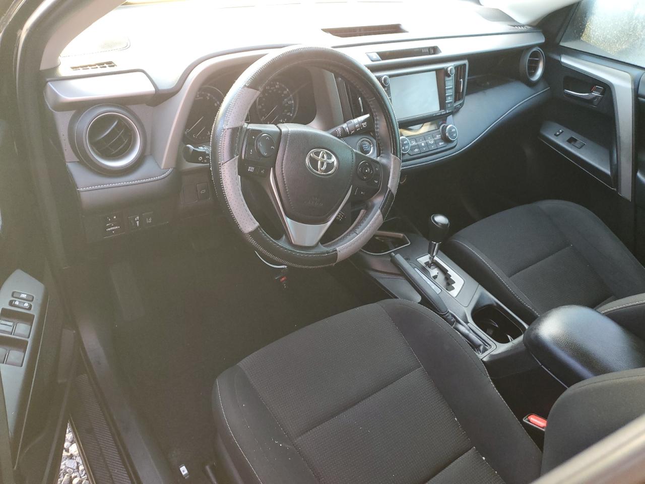 2018 Toyota RAV 4 VIN 2T3WFREV1JW503521 Copart auction photo, water/flood damage thumbnail 8