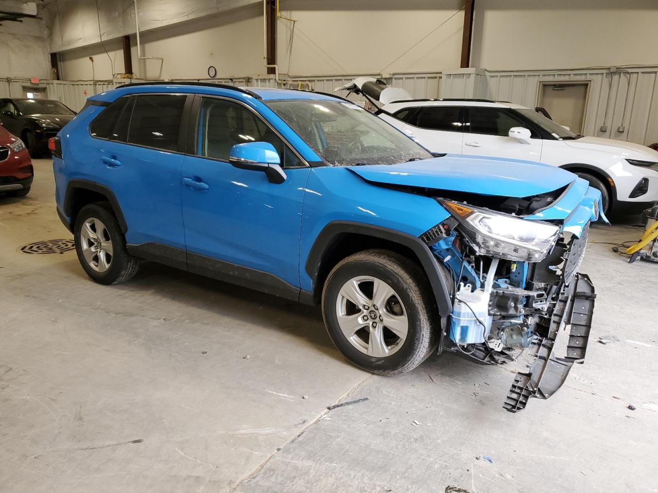 2019 Toyota RAV 4 VIN JTMP1RFVXKD018861 Copart auction photo, front end damage thumbnail 4