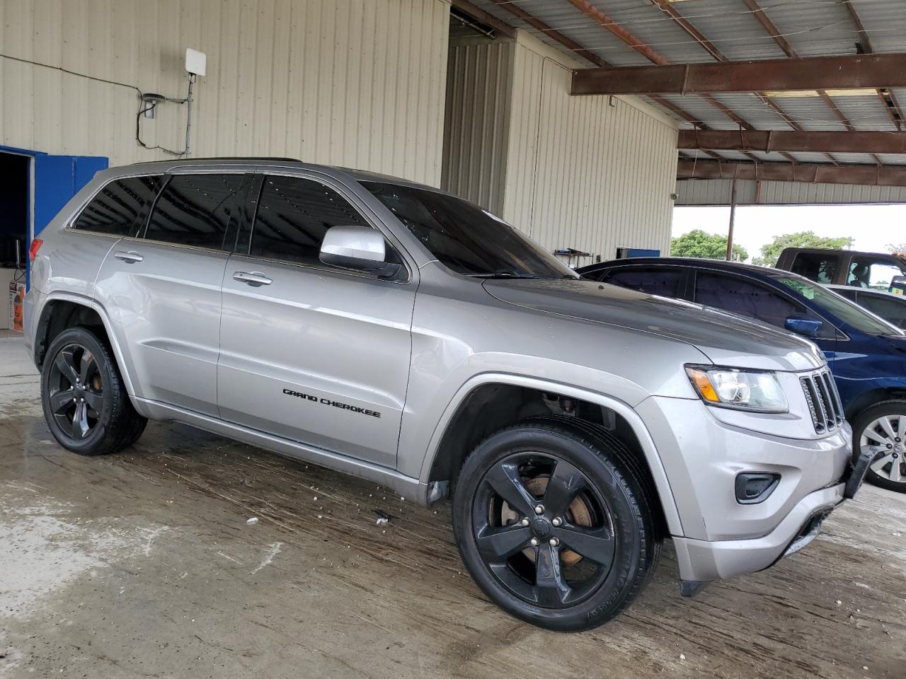 2015 Jeep Grand Cherokee VIN 1C4RJFAG6FC662031 Copart auction photo, front end damage thumbnail 4