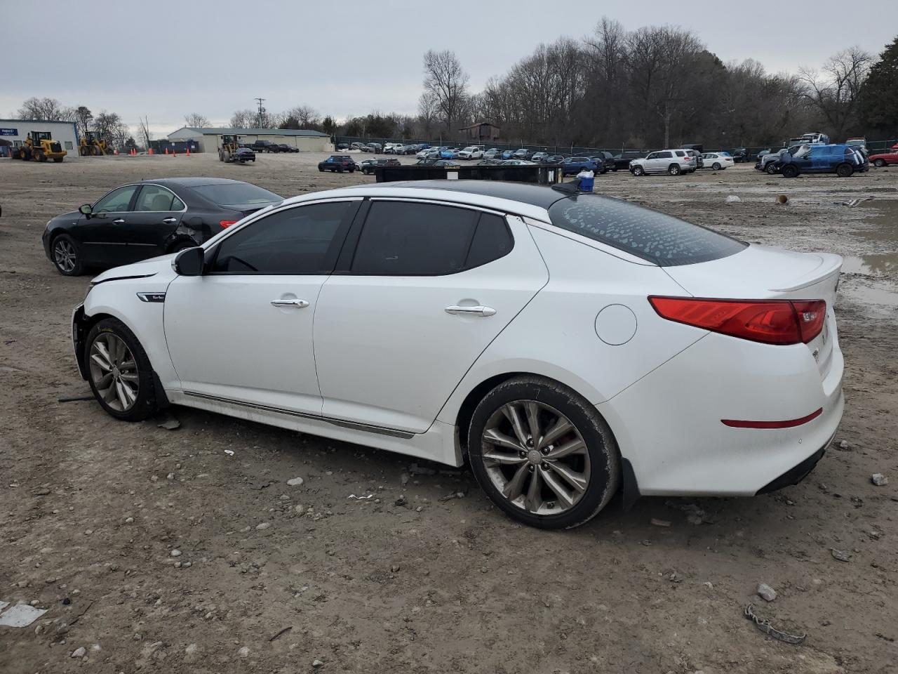 2015 KIA Optima VIN 5XXGR4A60FG427992 Copart auction photo, front end / side damage thumbnail 2