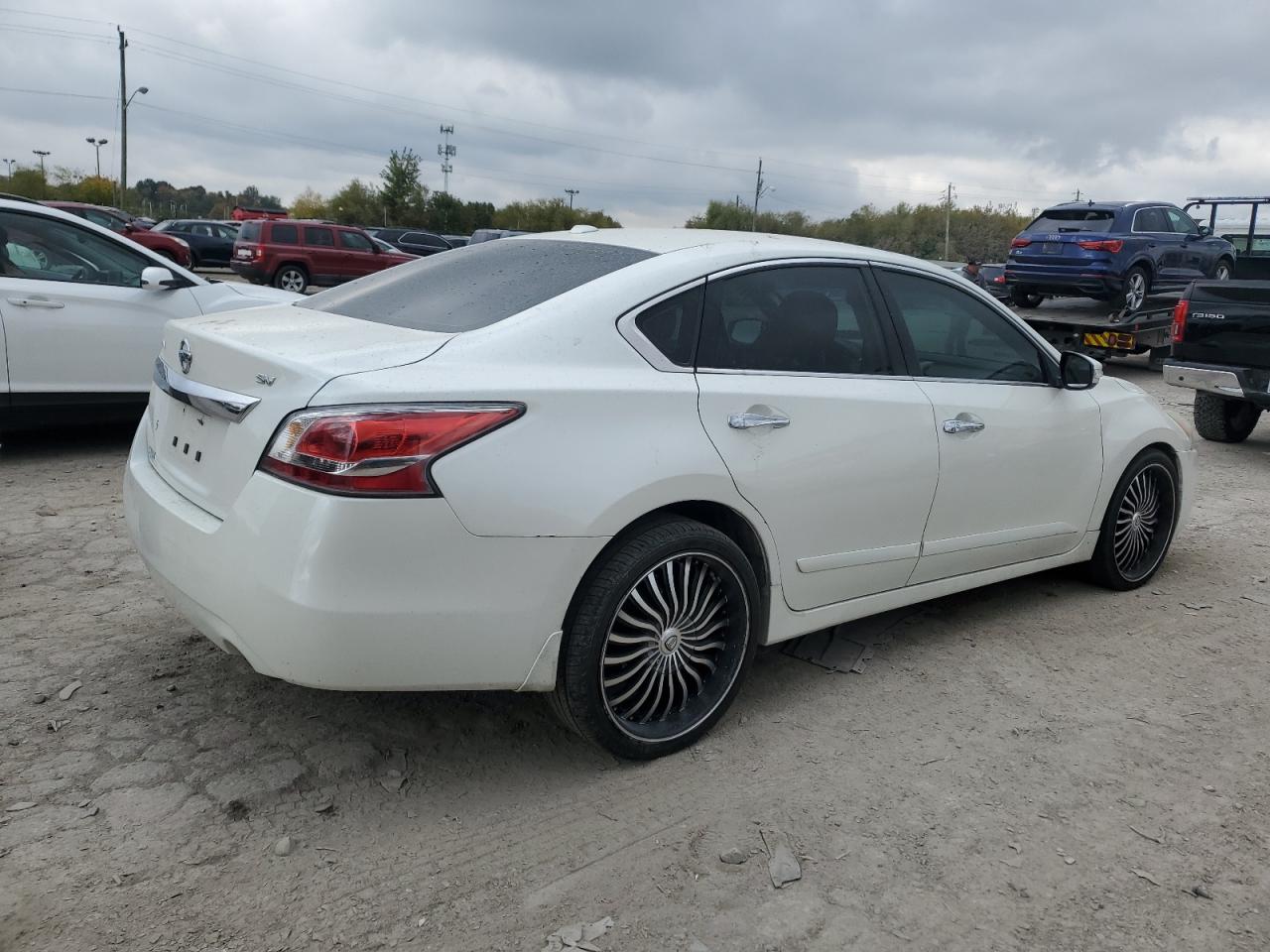 2015 Nissan Altima VIN 1N4AL3AP8FC123440 Copart auction photo, front end / minor dent/scratches damage thumbnail 3