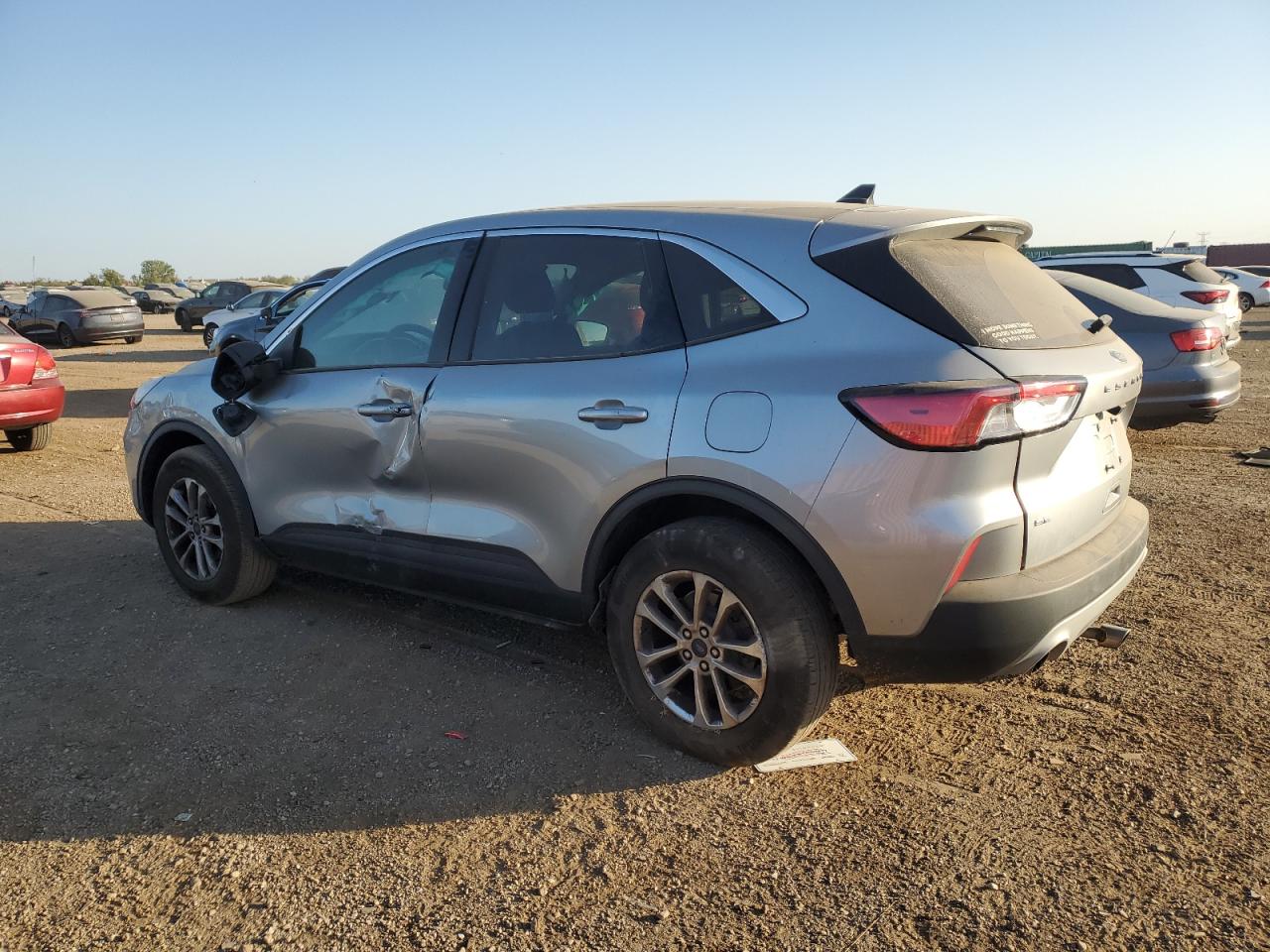 2022 Ford Escape VIN 1FMCU9G68NUB82669 Copart auction photo, side / minor dent/scratches damage thumbnail 2