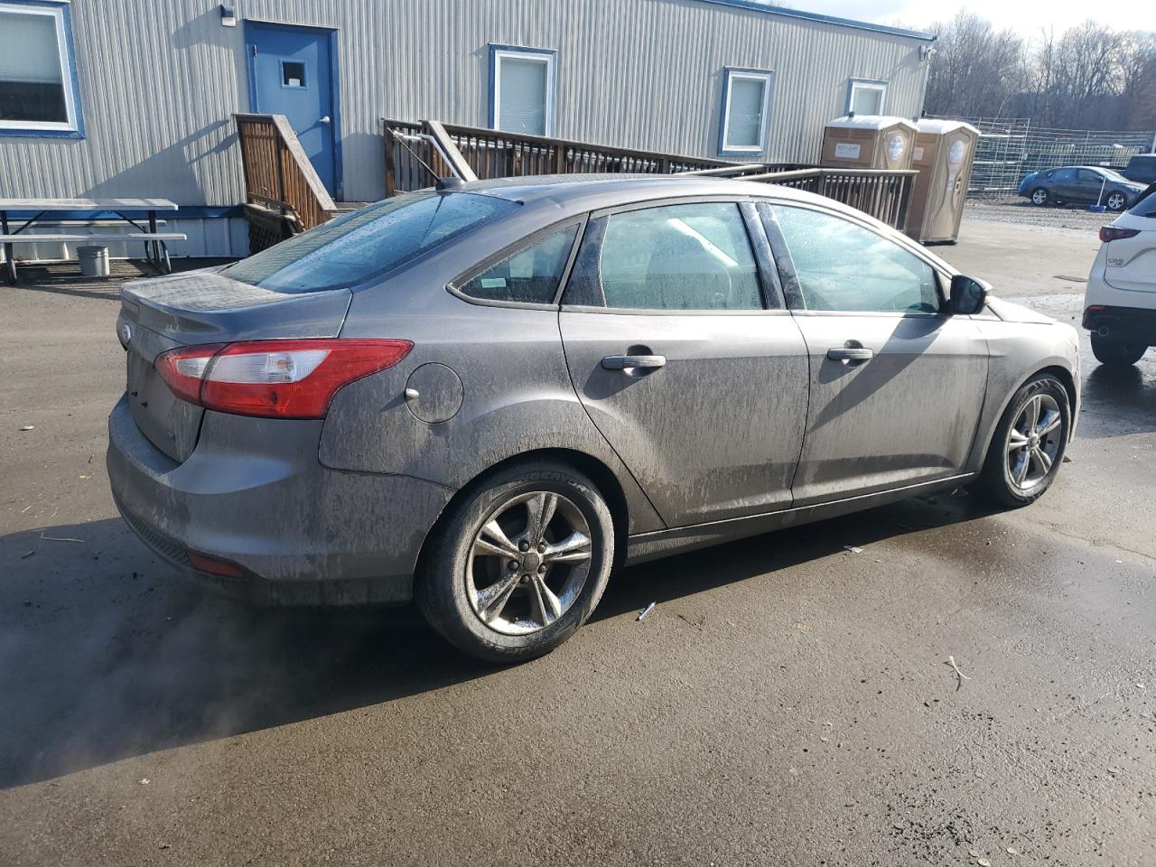 2014 Ford Focus VIN 1FADP3F23EL164989 Copart auction photo, front end / undercarriage damage thumbnail 3