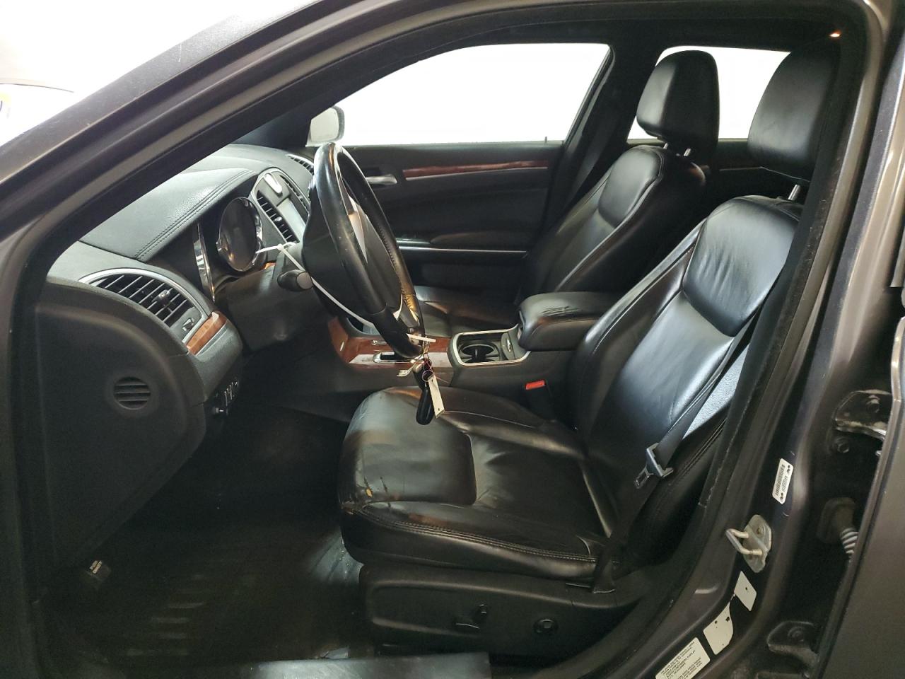 2013 Chrysler 300 VIN 2C3CCAAG2DH741133 Copart auction photo, front end damage thumbnail 7