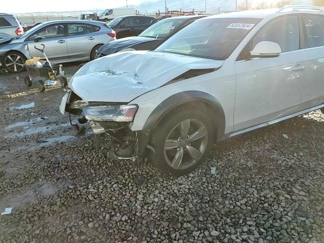 2016 Audi A4 VIN WA1UFAFL9GA015036 Copart auction photo, front end damage thumbnail 11