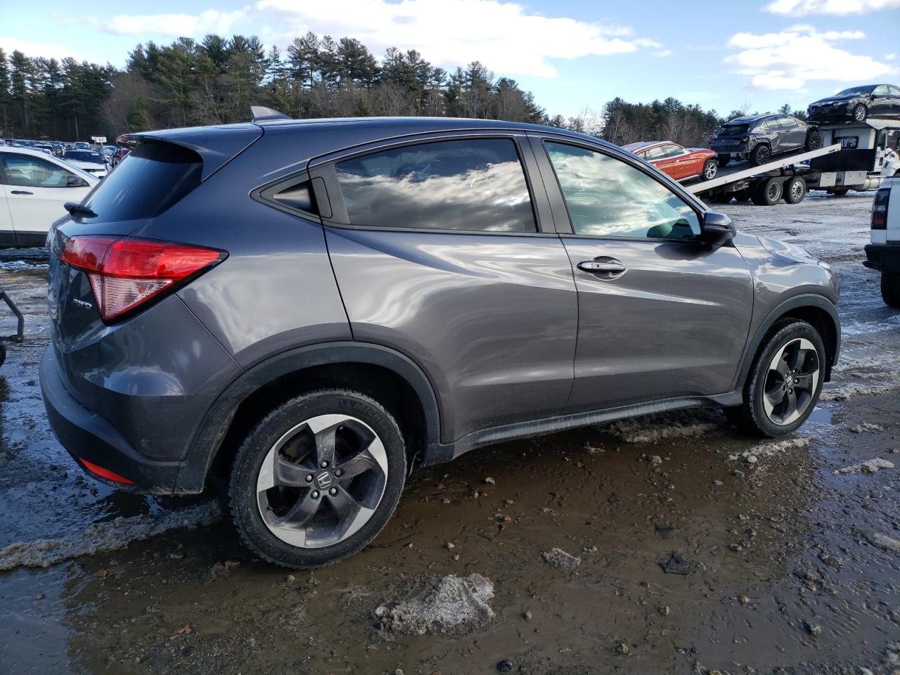 2018 Honda HR-V VIN 3CZRU6H57JM701822 Copart auction photo, front end damage thumbnail 3