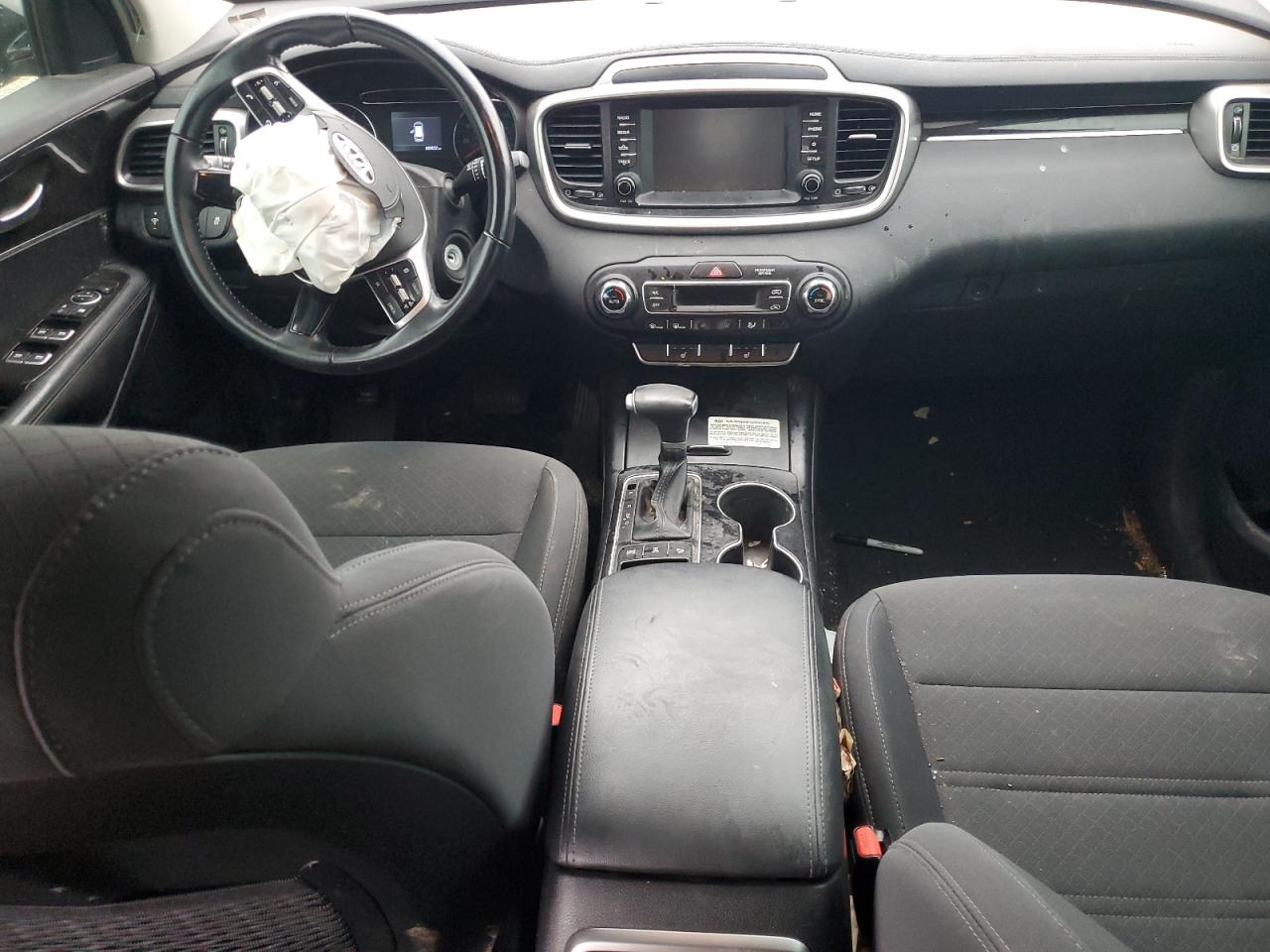 2020 KIA Sorento VIN 5XYPGDA31LG620977 Copart auction photo, all over damage thumbnail 8